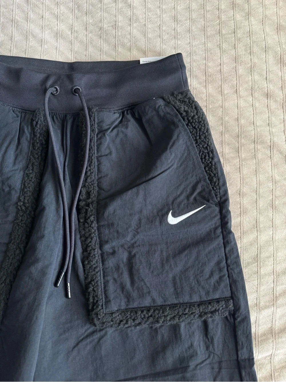 Nike NWT Women’s Black Jogger Pants